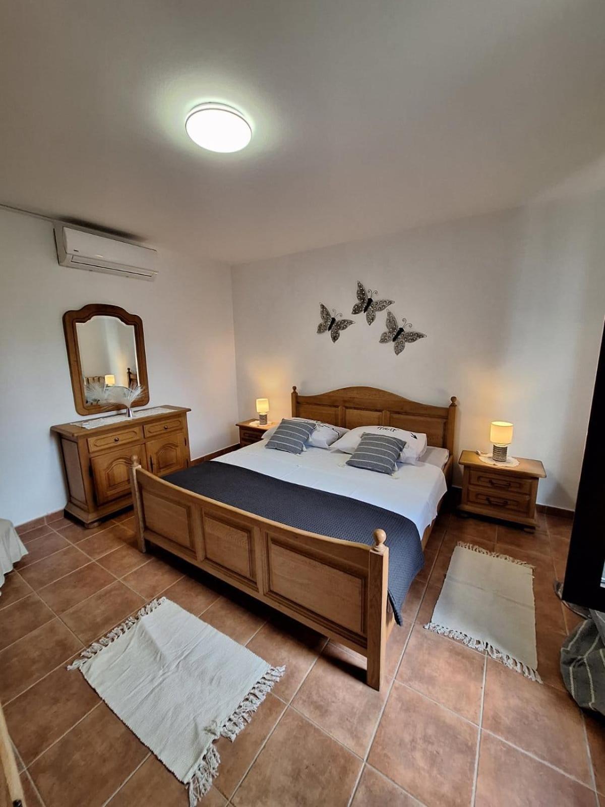 Apartmani Tara Medulin Exterior foto