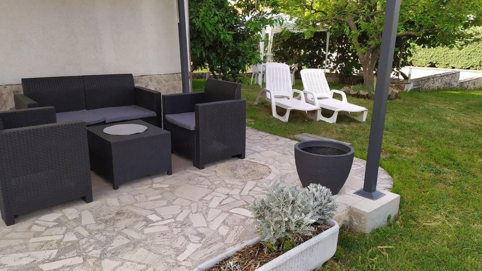 Apartmani Tara Medulin Exterior foto