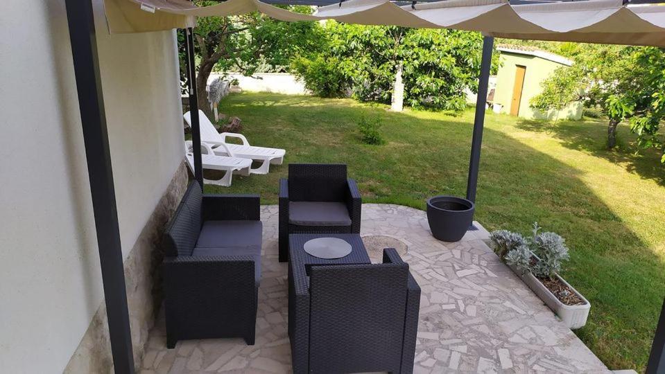 Apartmani Tara Medulin Exterior foto